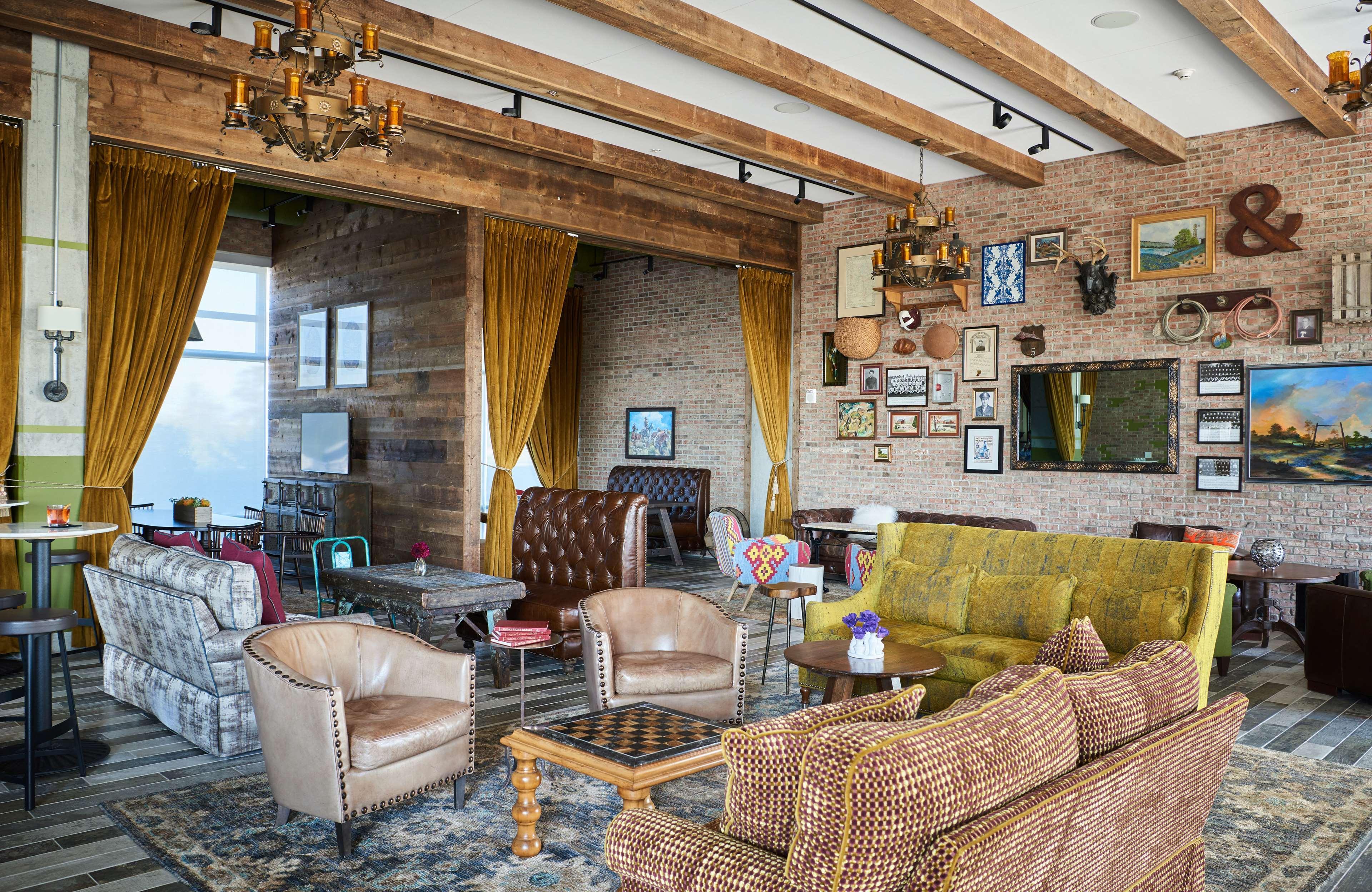 The Stella Hotel, Autograph Collection Брайан Экстерьер фото
